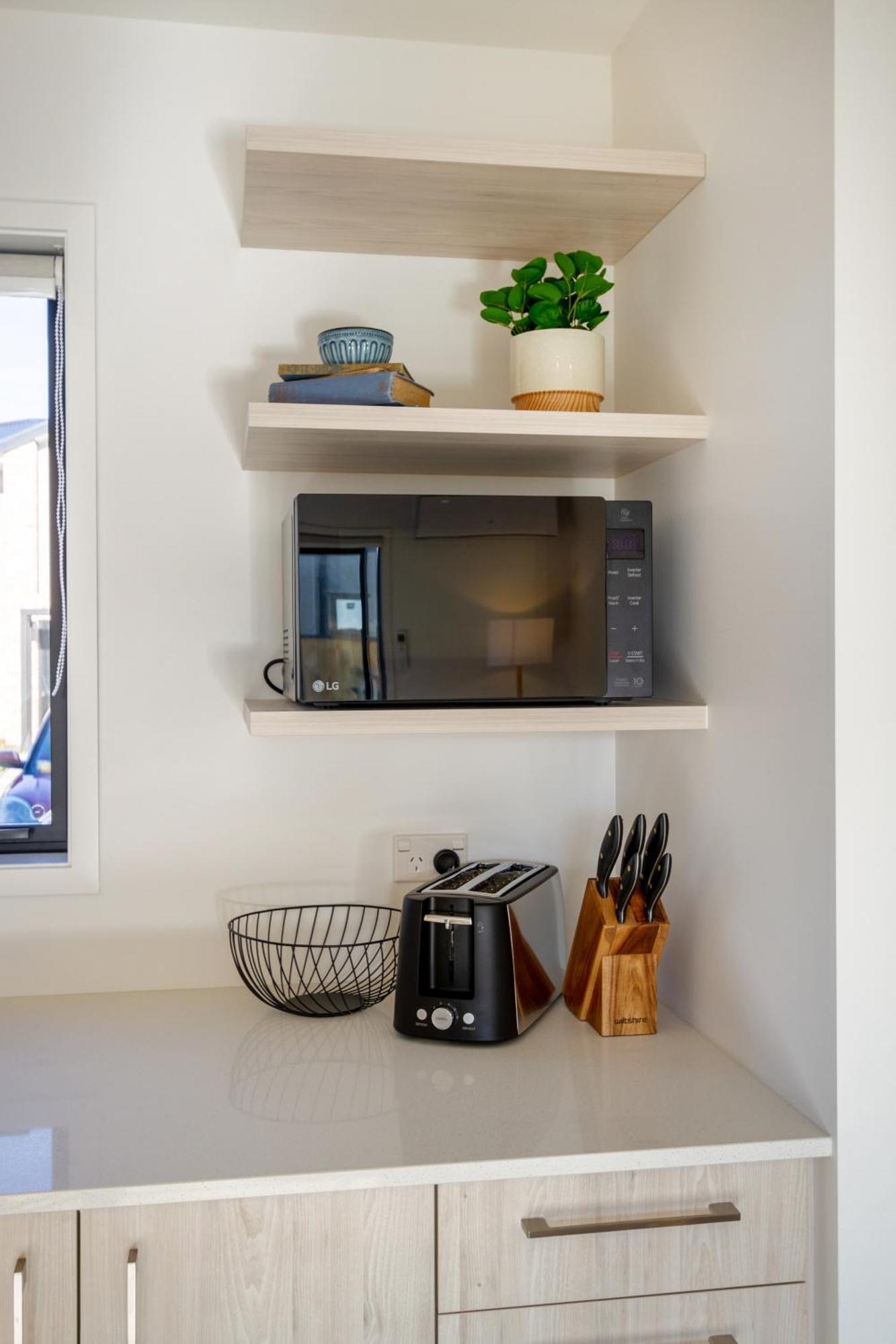 Elegant Living By Middleton Park, Fully Equipped Apartment Christchurch Exterior photo
